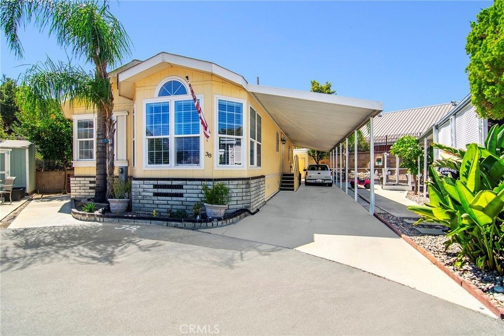 11401 Topanga Canyon # 38, Chatsworth