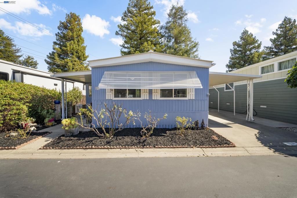 3231 Vineyard Ave, Pleasanton