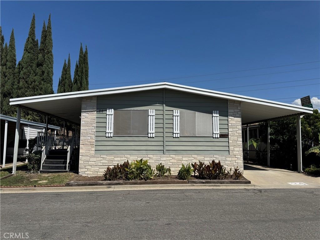 12001 Foothill Boulevard # 24, Lakeview Terrace