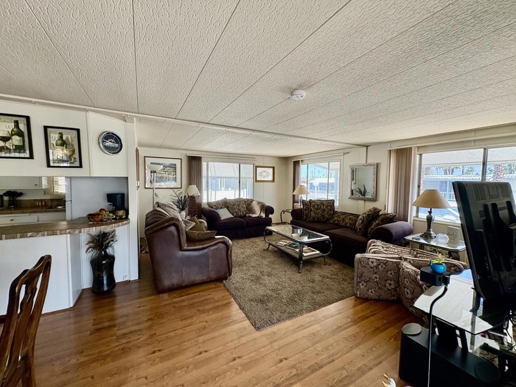 488 Prairie, Cathedral City