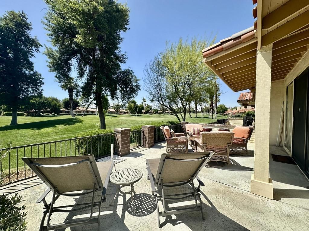 291 Serena Drive, Palm Desert
