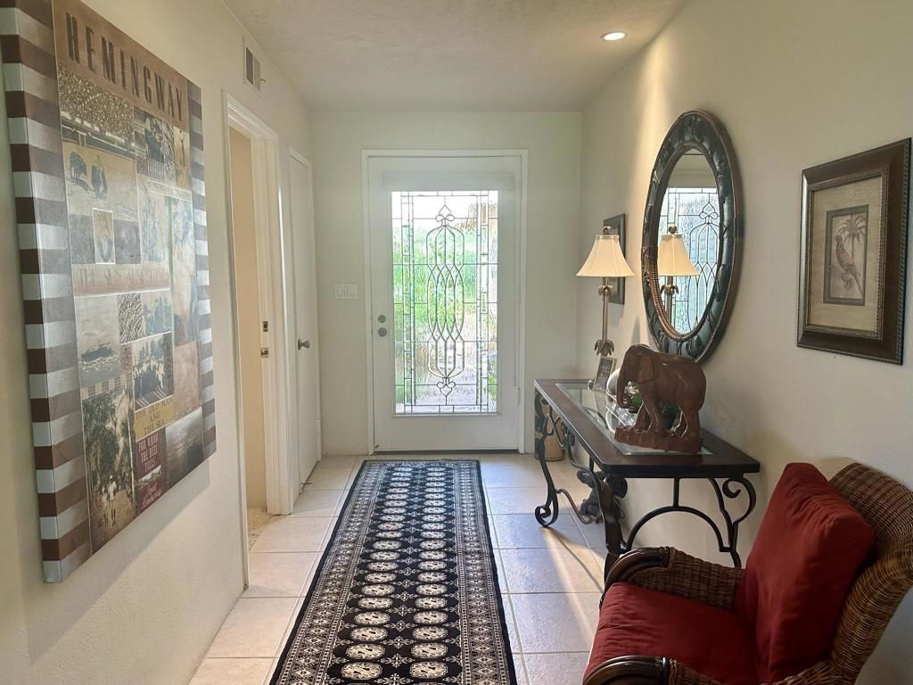 242 Serena Drive, Palm Desert