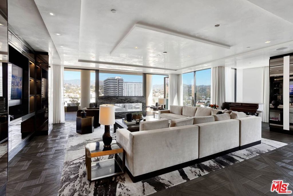 6250 Hollywood Boulevard # 15a/b, Los Angeles
