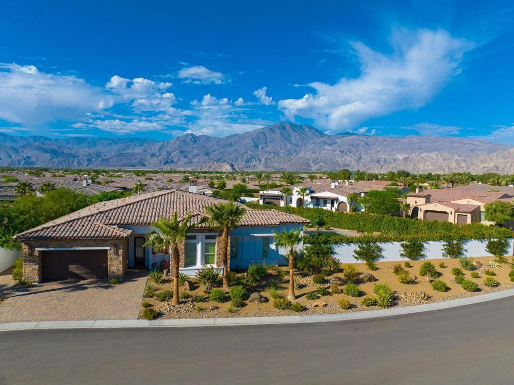 81665 Chant Court, La Quinta