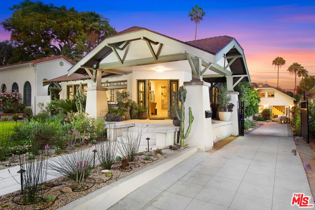 1338 N Genesee Avenue, Los Angeles