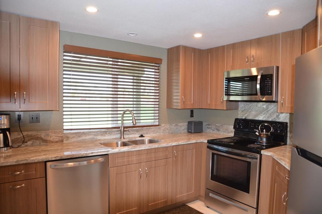 41691 Kansas Street, Palm Desert