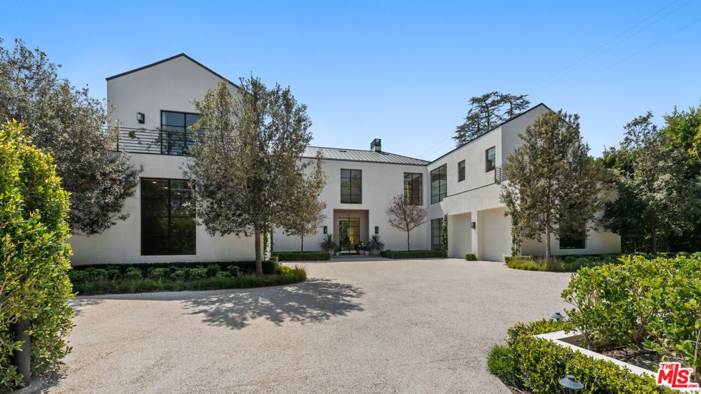 12846 Highwood Street, Los Angeles