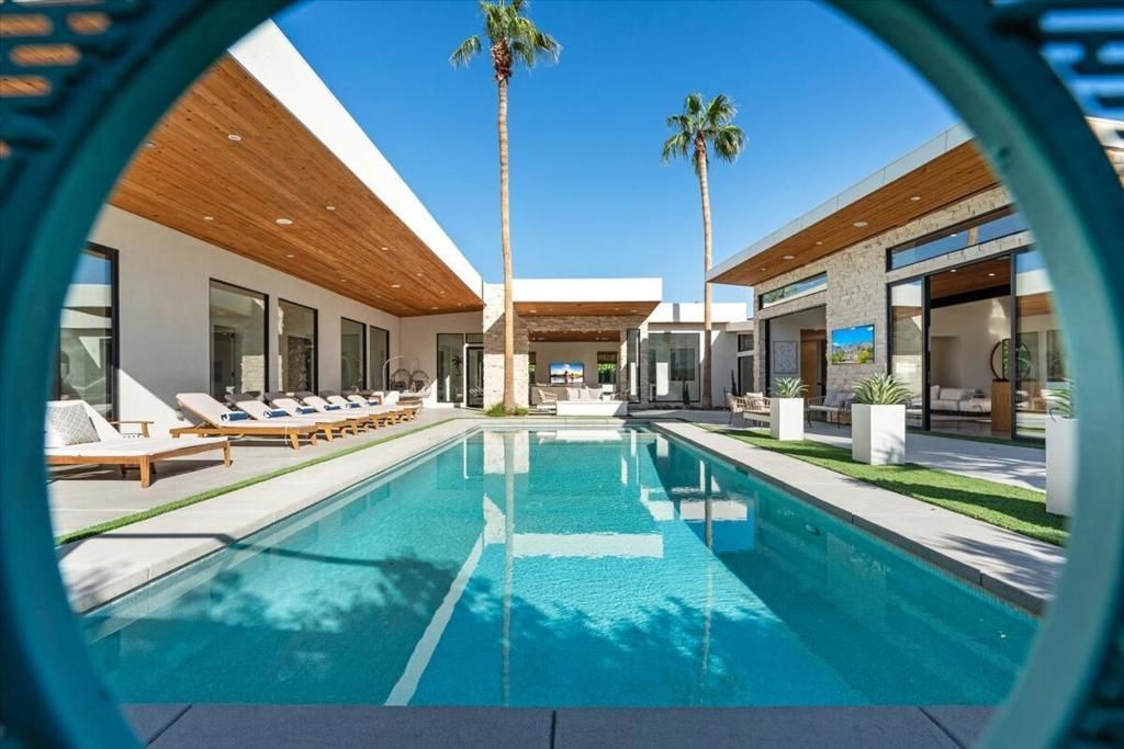 524 E E Miraleste Court Court, Palm Springs