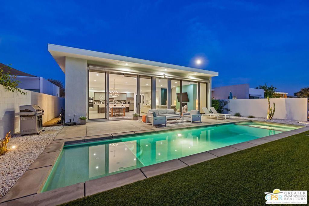 939 Bernardi Lane, Palm Springs