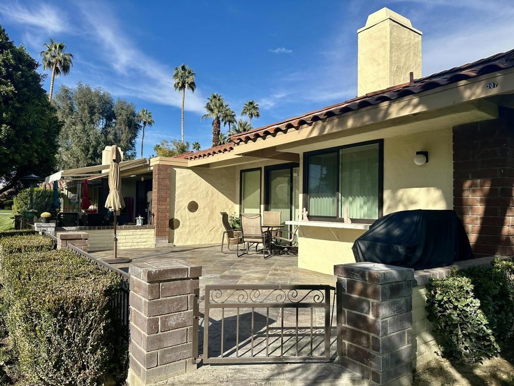 207 Serena Drive, Palm Desert