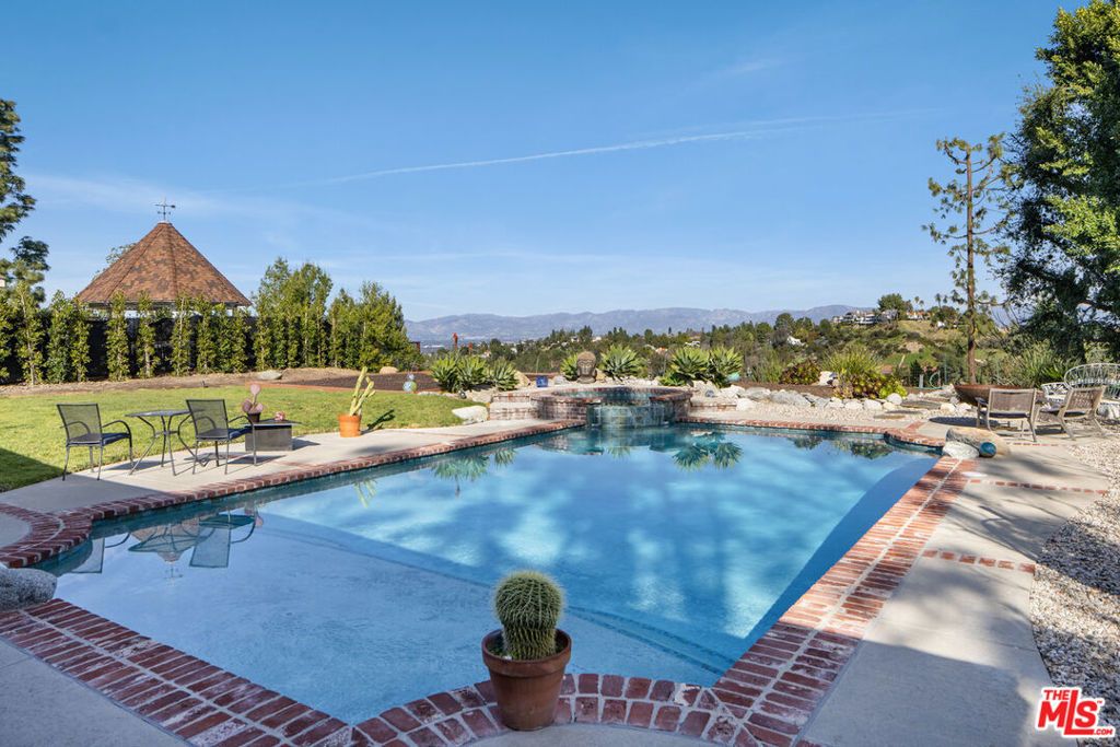 3962 Tarrybrae Terrace, Tarzana