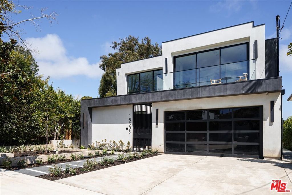 15305 De Pauw Street, Pacific Palisades