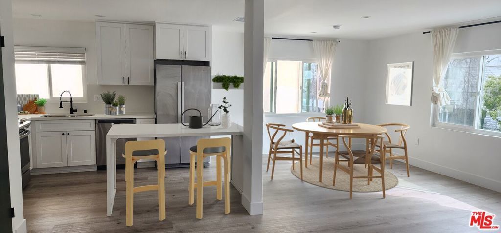 465 S Le Doux Road # 14, Los Angeles