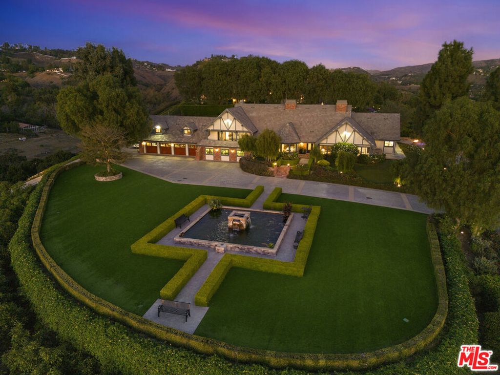 11875 Pradera Road, Camarillo