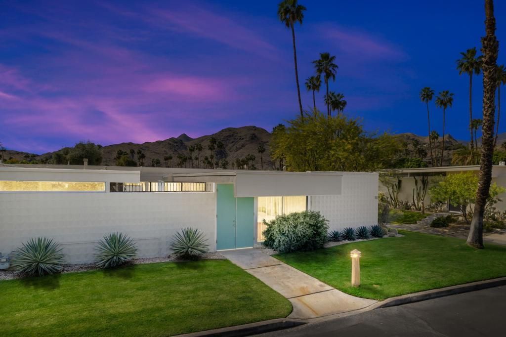 157 Desert Lakes Drive, Palm Springs