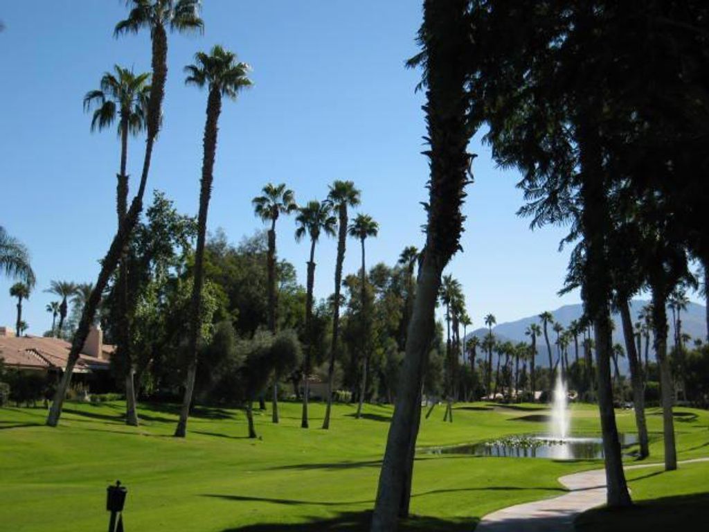 144 Las Lomas, Palm Desert