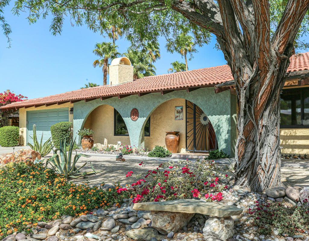 1020 N Cerritos Drive, Palm Springs