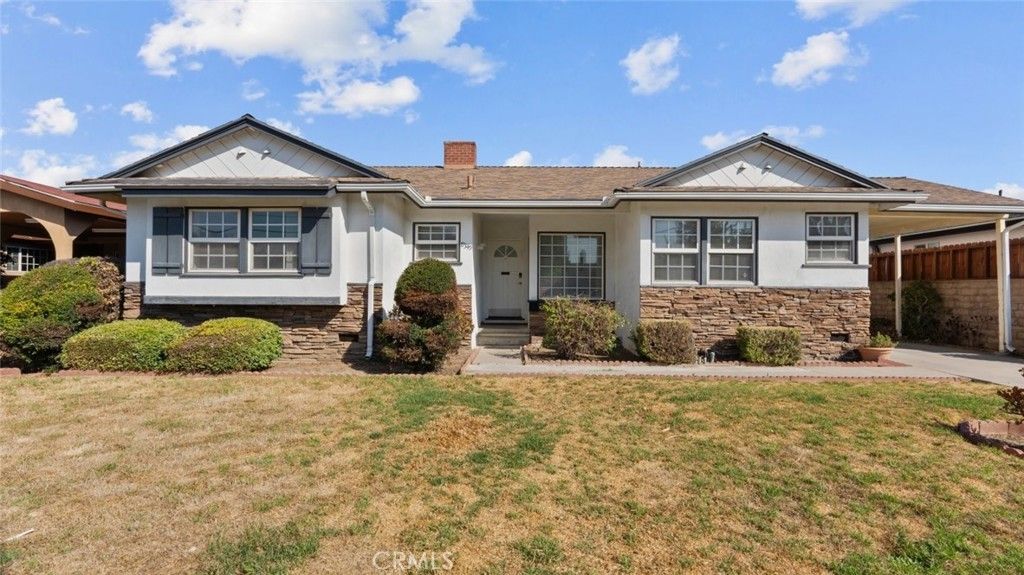 19349 Friar Street, Tarzana