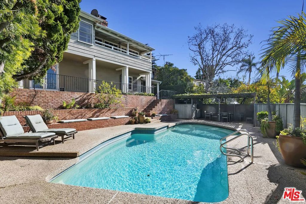 2661 Lake View Terrace, Los Angeles