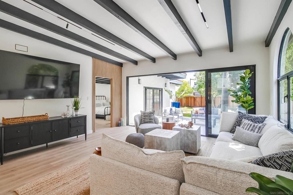 1855 Reed, San Diego