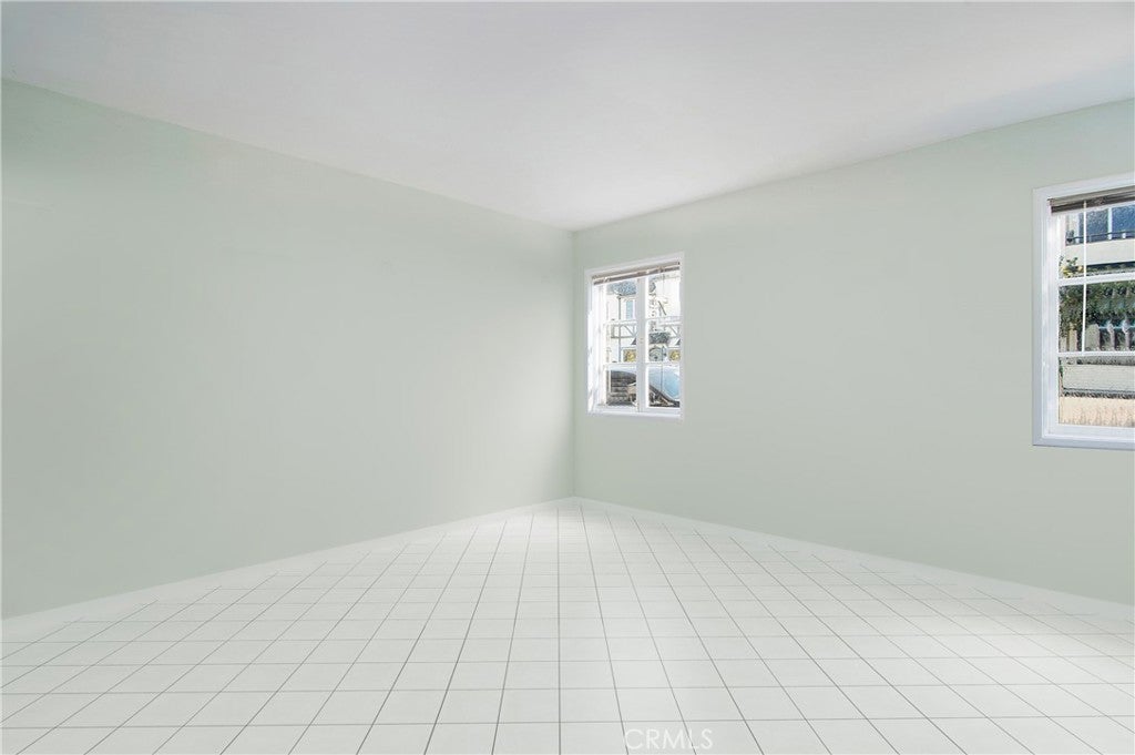 1185 1/2 Glenneyre Street, Laguna Beach Property Listing MLS® LG24217866