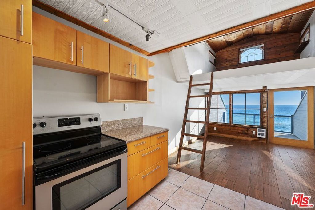 20006 Pacific Coast Highway # A, Malibu