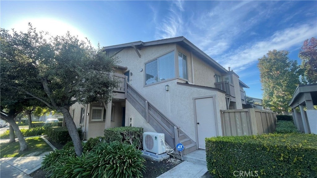 Photo of Listing #OC24250189