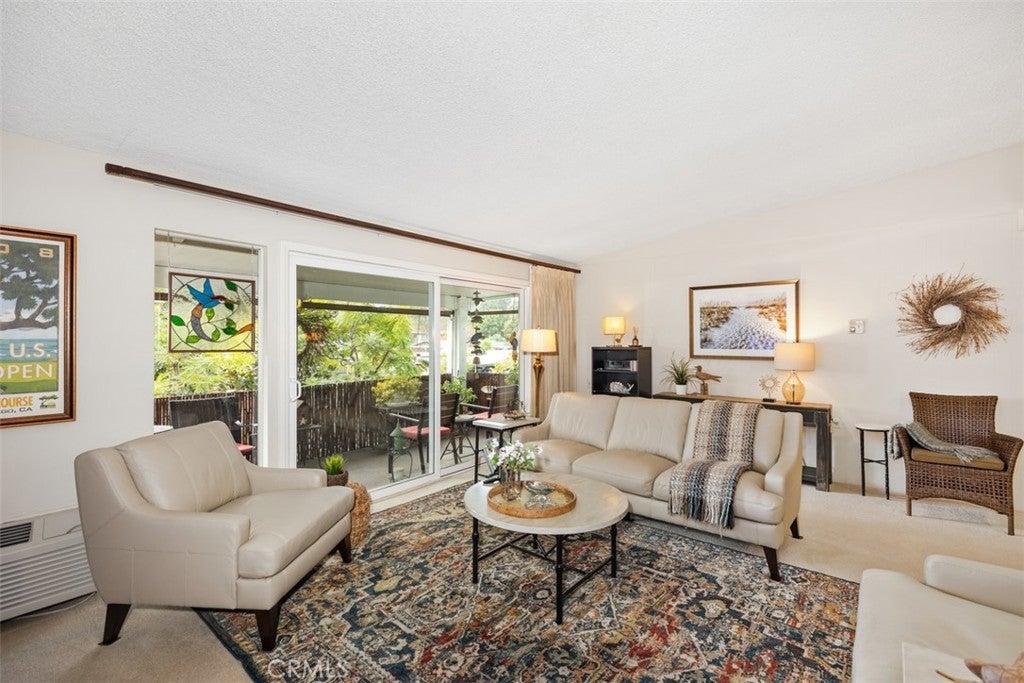 Photo of Listing #OC25002429