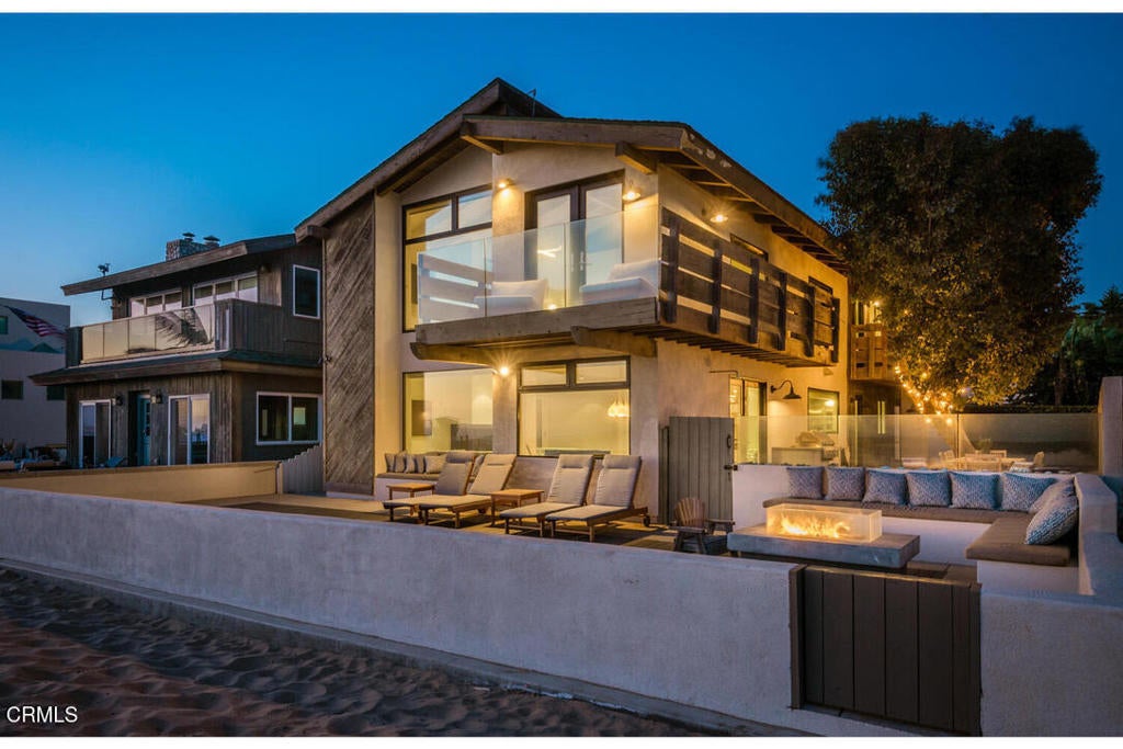 Photo of Listing #V1-27427