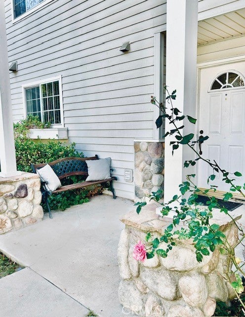 Photo of Listing #SR25007176