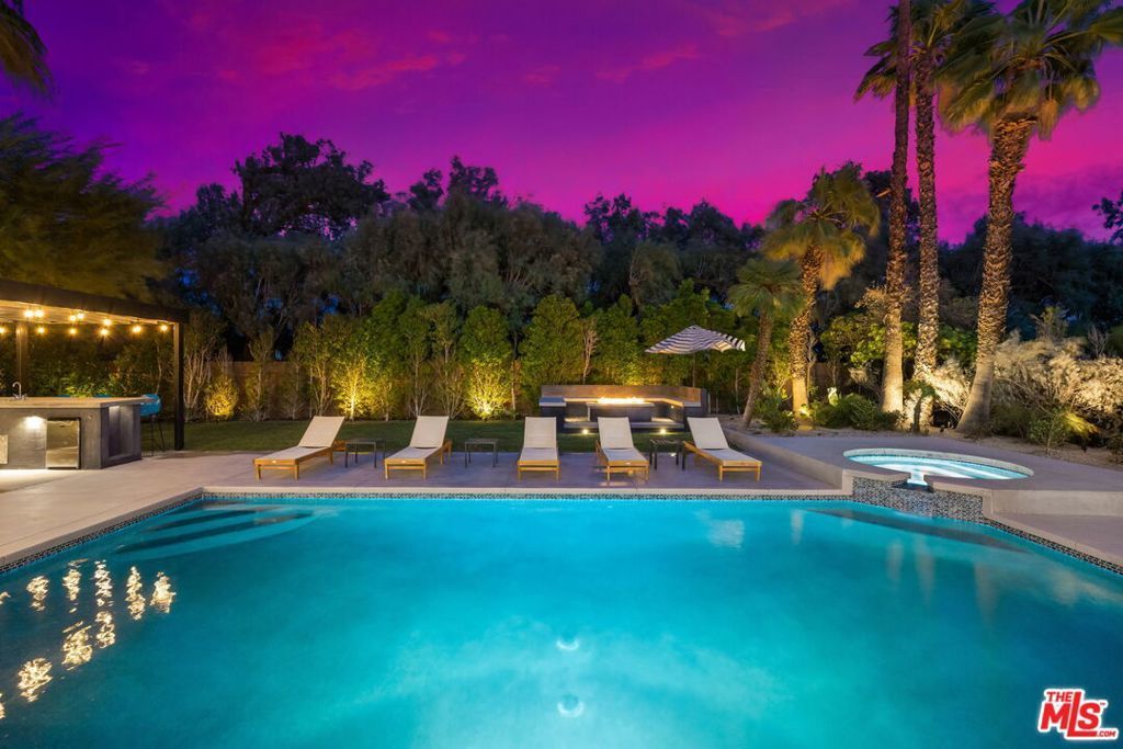 2660 N Farrell Drive, Palm Springs