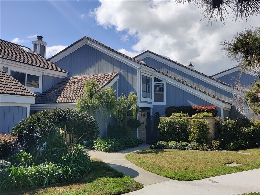 Photo of Listing #OC25010946