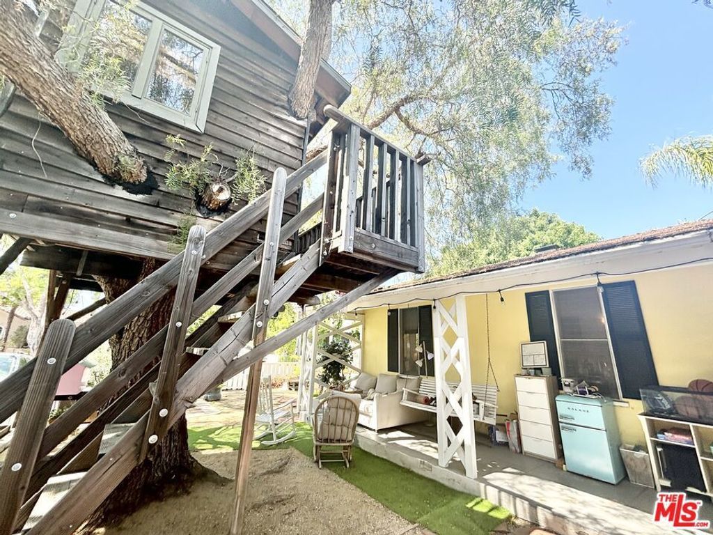 630 North Gardner St, Los Angeles