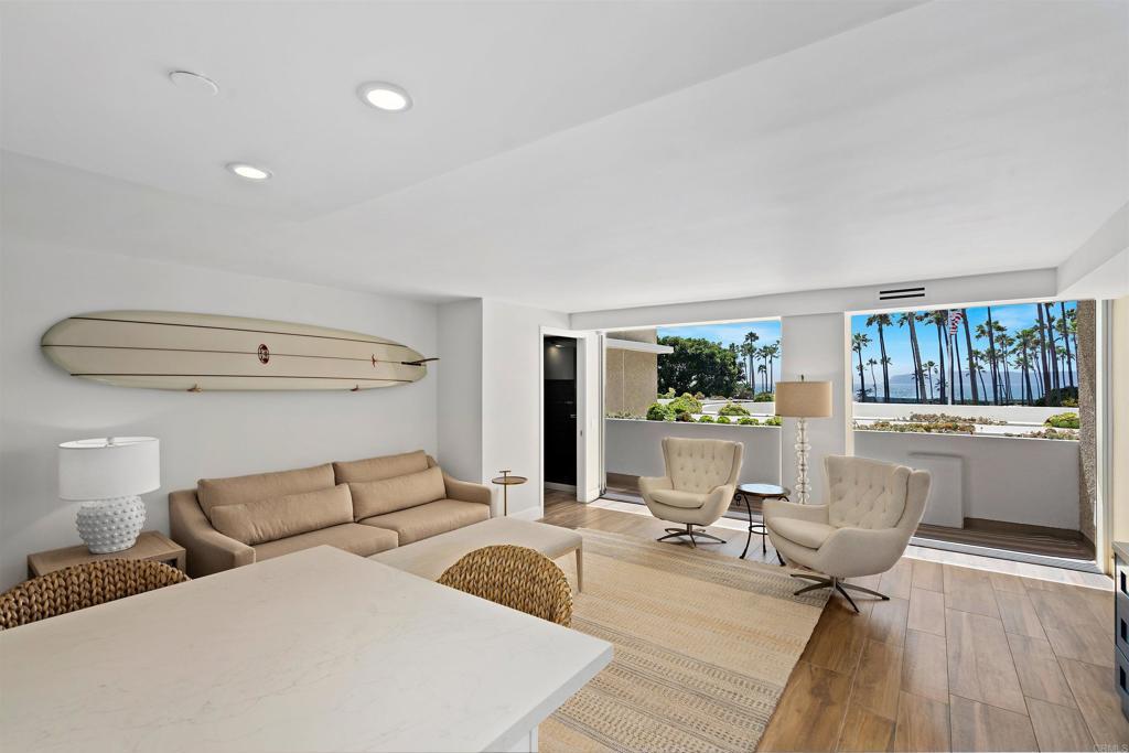 Photo of Listing #PTP2501221