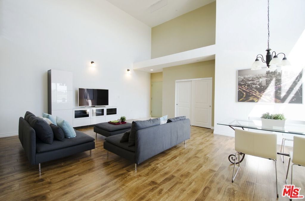 546 N Oxford Avenue # 304, Los Angeles