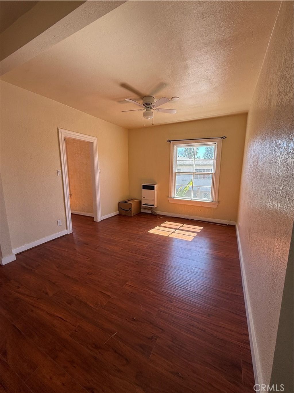 1946 New England St # 1/2, Los Angeles