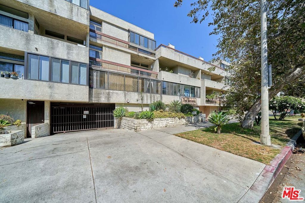 729 S Hobart Boulevard # 18, Los Angeles