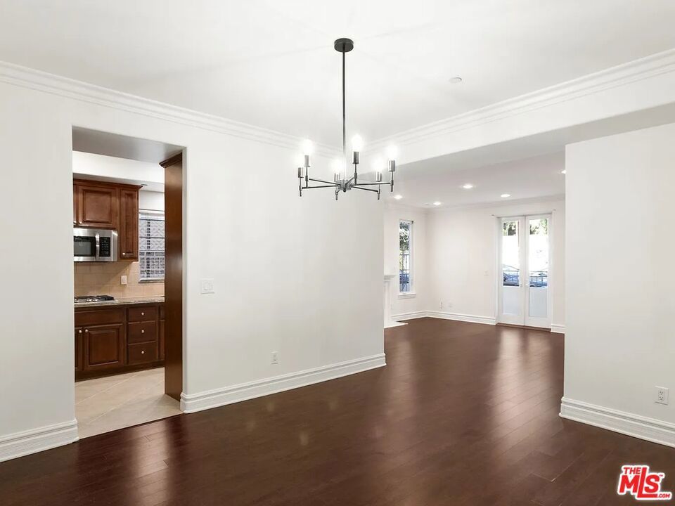 Photo of Listing #25502545