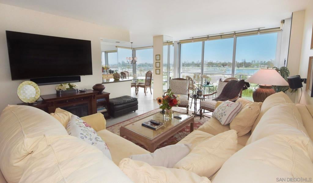 Photo of Listing #250021766SD