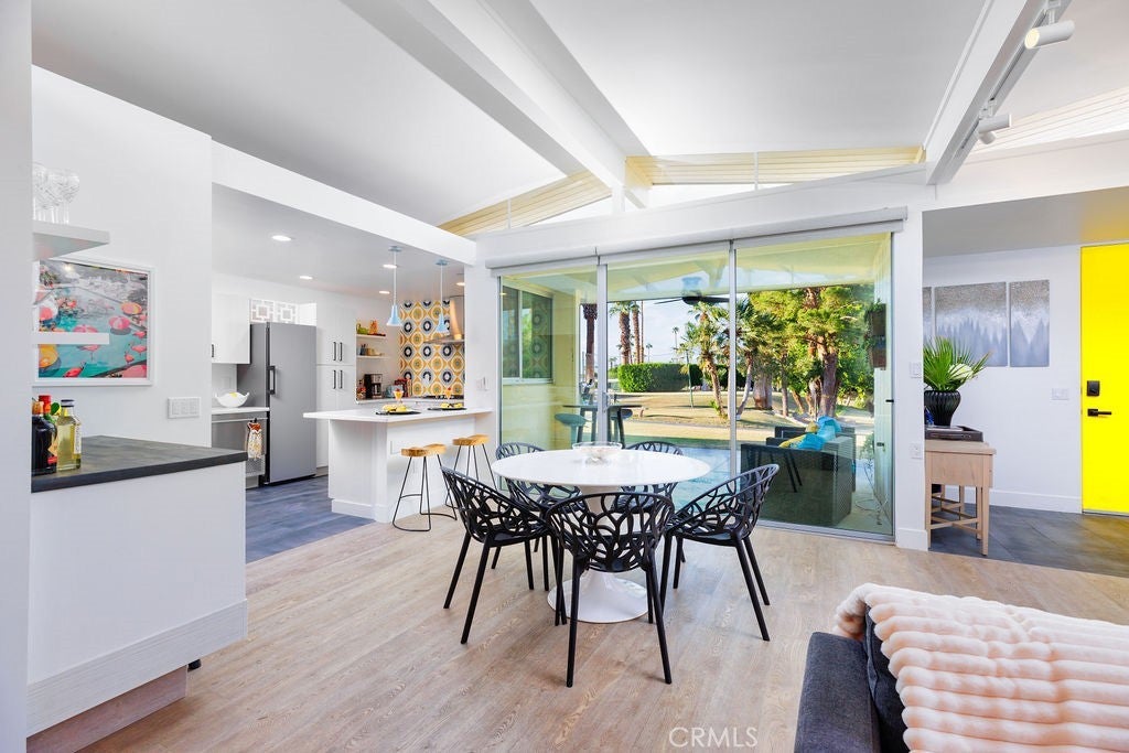 Photo of Listing #ND25060786