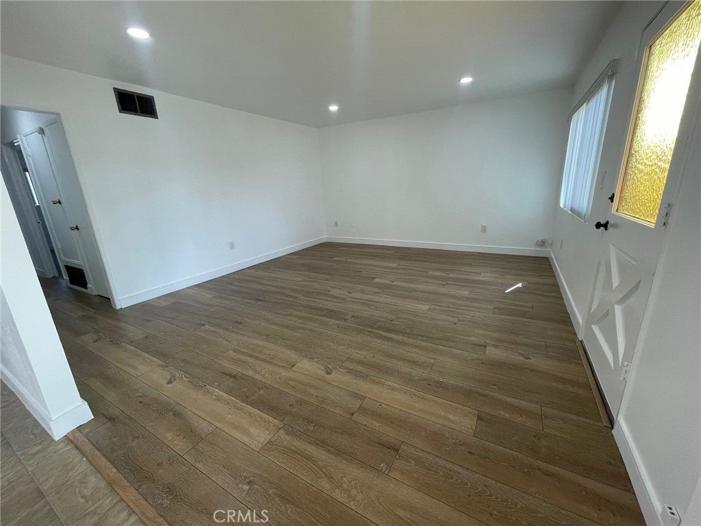 Photo of Listing #OC25064070
