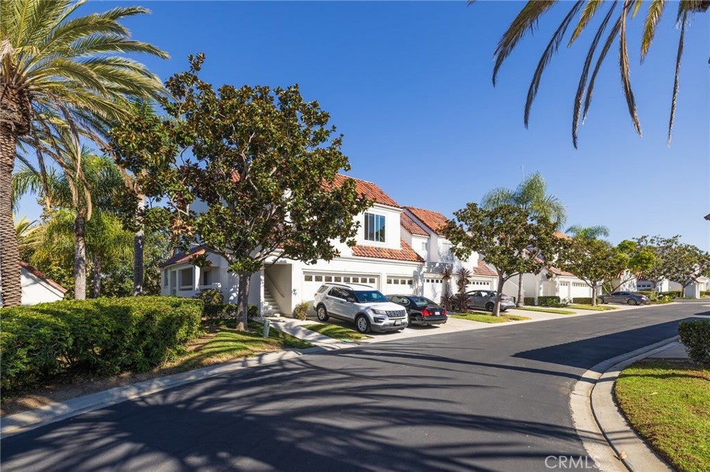 Photo of Listing #OC25070570