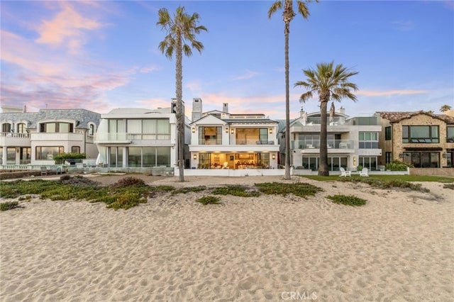 2148 E Oceanfront, Newport Beach.
