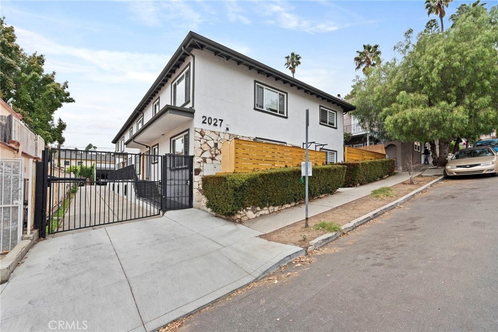 Photo of Listing #SB25083382