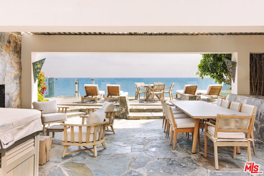 23614 Malibu Colony Road, Malibu