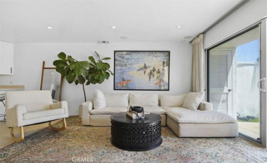 Photo of Listing #PF25091817