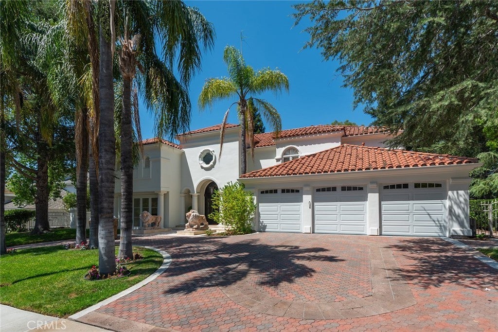 Photo of Listing #SR25097654