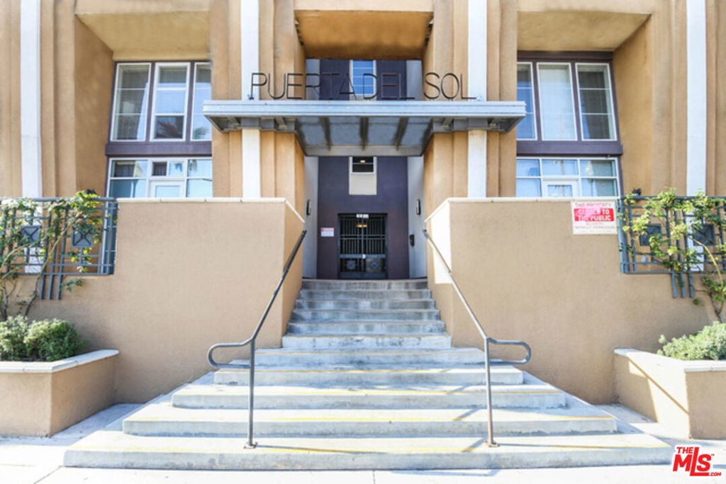 Photo of Listing #25535799