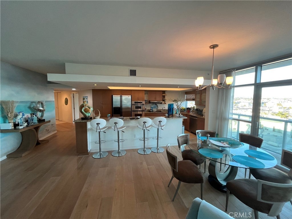 Photo of Listing #SR25102602