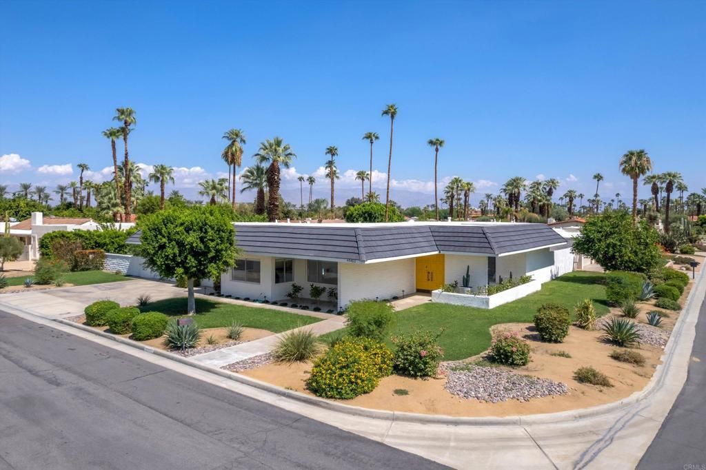 45480 Via Corona, Indian Wells